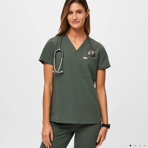 Women's Catarina Oversized Scrub Top
